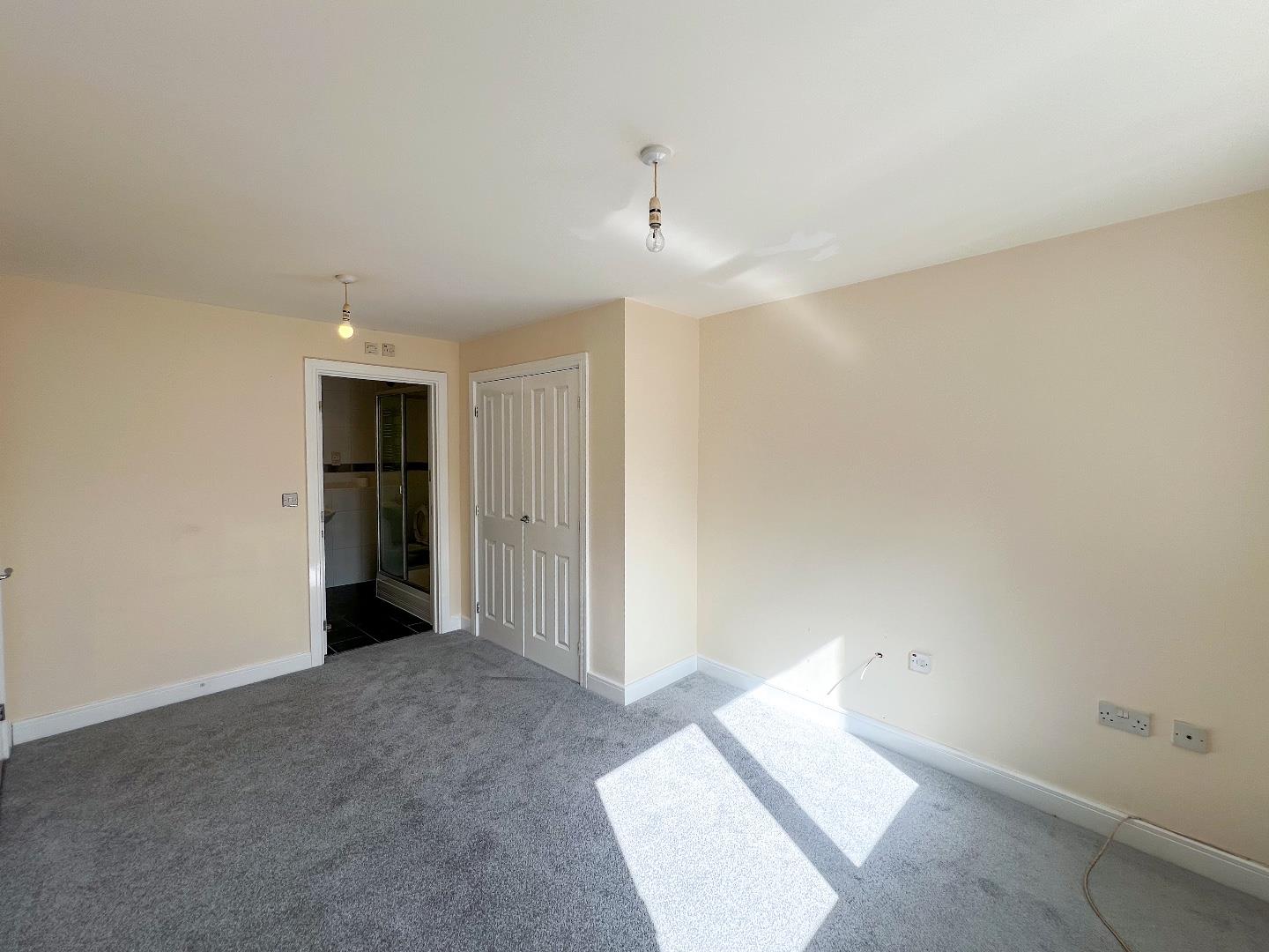 Esplanade, Porthcawl, Bridgend County Borough, CF36 3YE